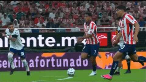 Highlight Club Deportivo Guadalajara vs Toluca