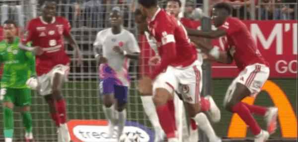 Highlight 44'